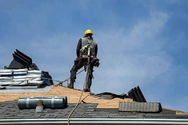 Professional Roofing technician working in Woodsfield, OH